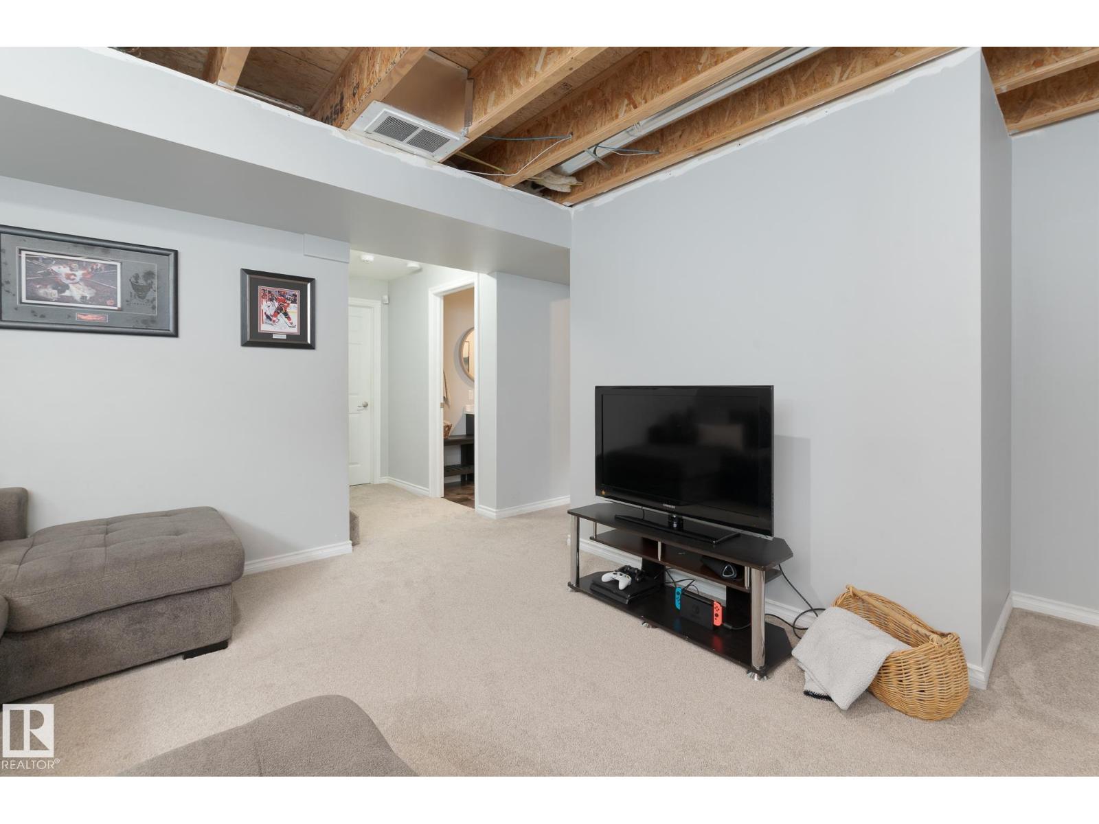 22 SPRING CV — photo 35