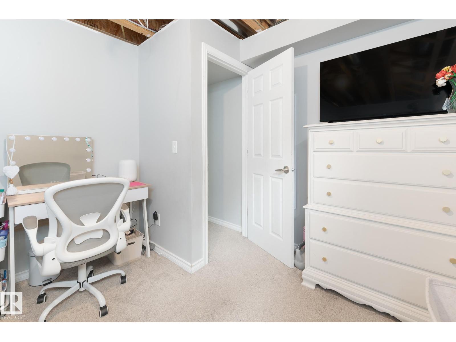 22 SPRING CV — photo 37