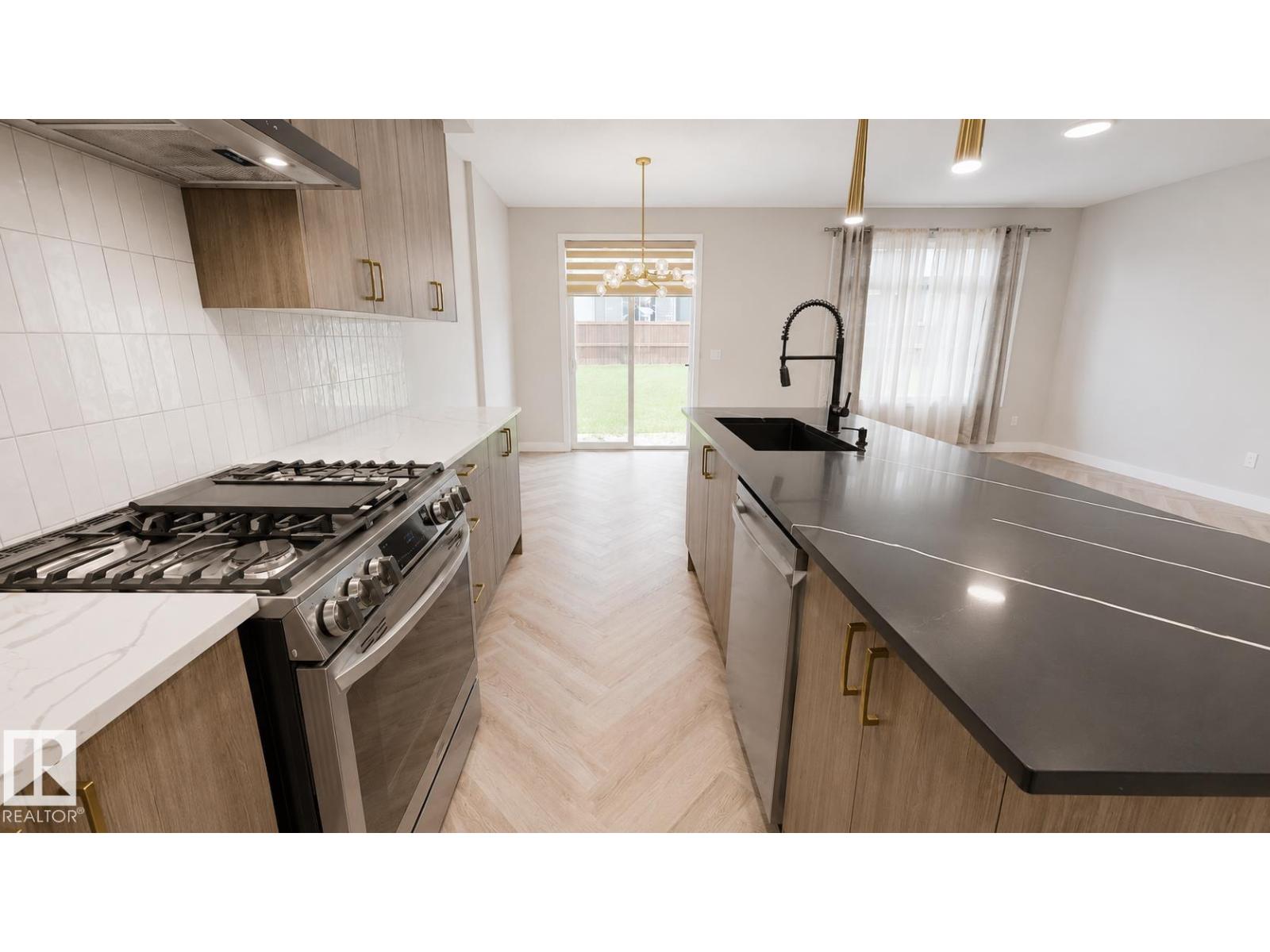 6404 27 AV SW - photo 5