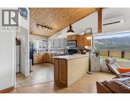 359 Mountainview Road, Lillooet, BC V0K1V0 Photo 9