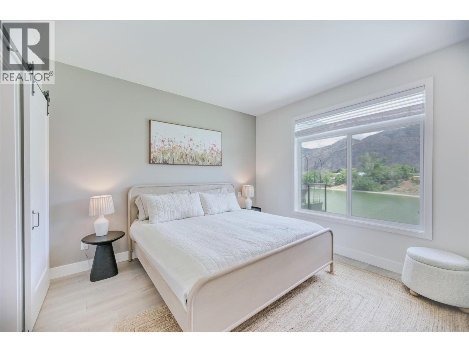 #10 8000 Vedette Drive - 7