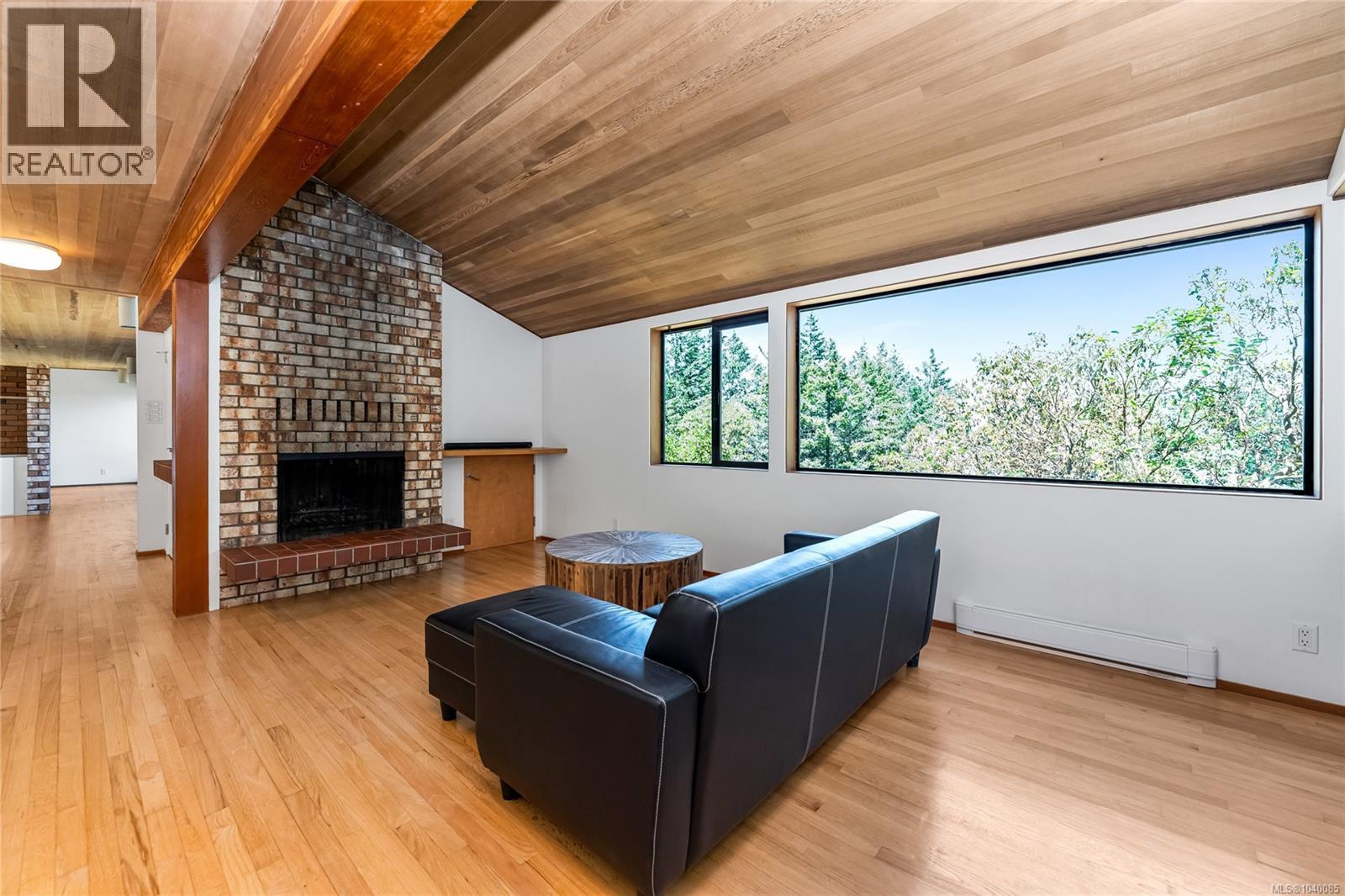 260 Moss Hill Pl - 10