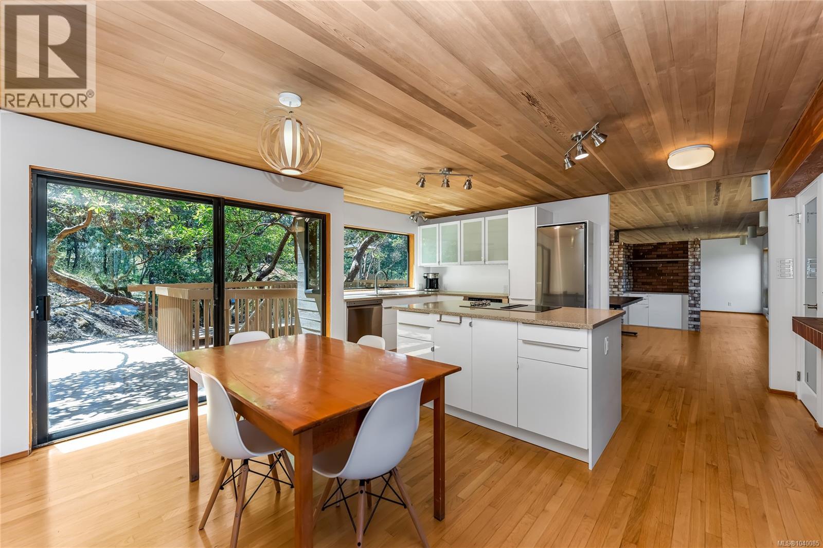 260 Moss Hill Pl - 5