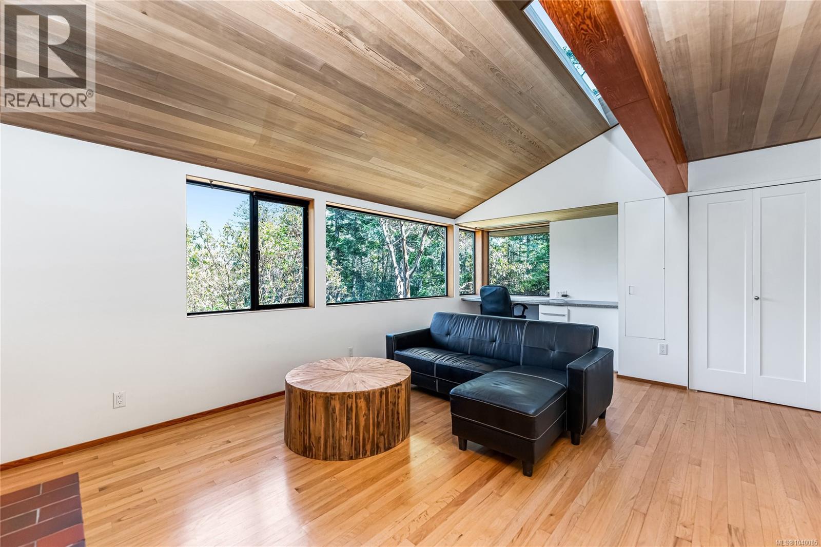 260 Moss Hill Pl - 9