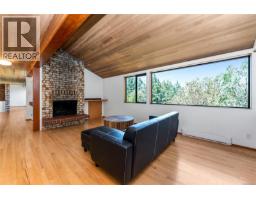 Ensuite - 260 Moss Hill Pl, Metchosin, BC V9C3Z2 Photo 10