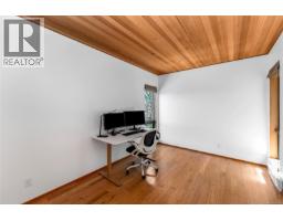 260 Moss Hill Pl, Metchosin, BC V9C3Z2 Photo 23