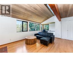 Bedroom - 260 Moss Hill Pl, Metchosin, BC V9C3Z2 Photo 9