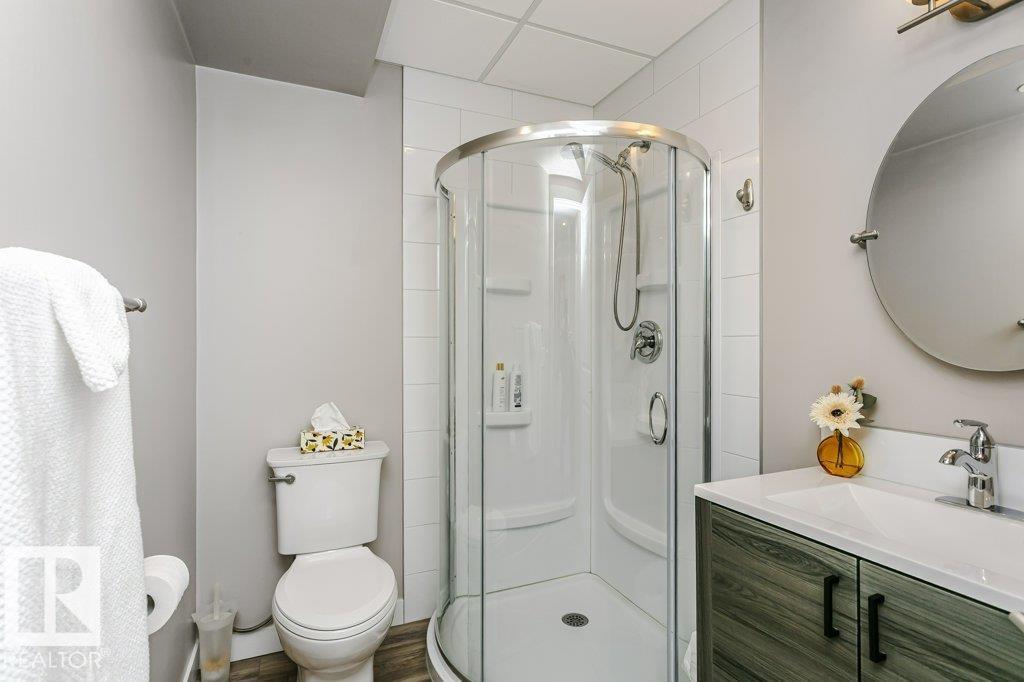 5323 RUE PARC ST - 33