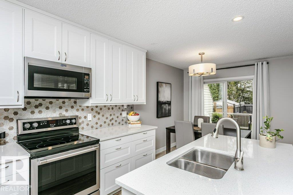 5323 RUE PARC ST — photo 7