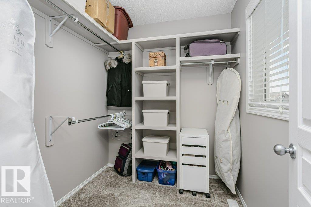 5323 RUE PARC ST - 28