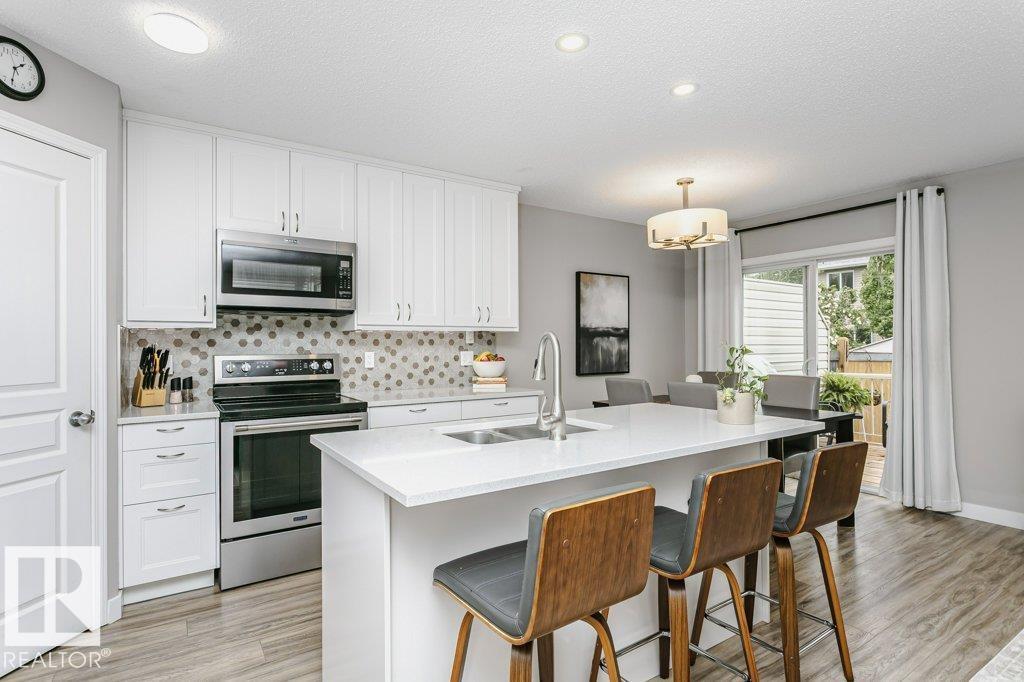5323 RUE PARC ST - 1