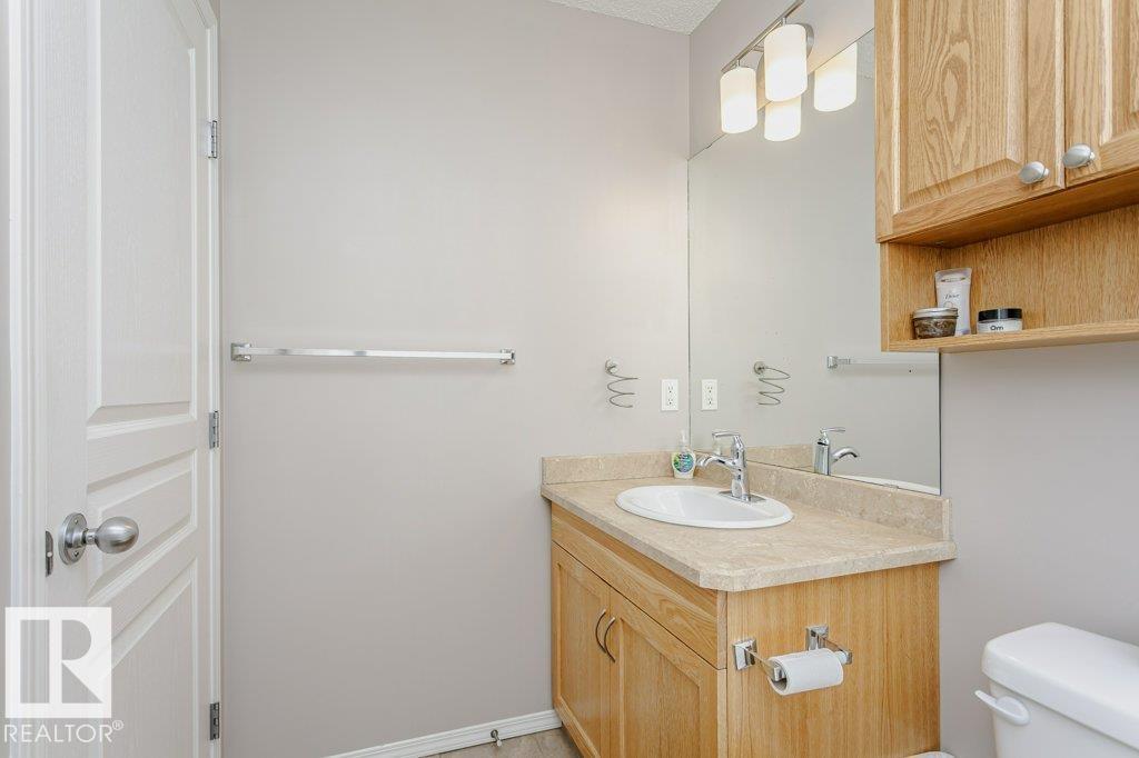 5323 RUE PARC ST - 22