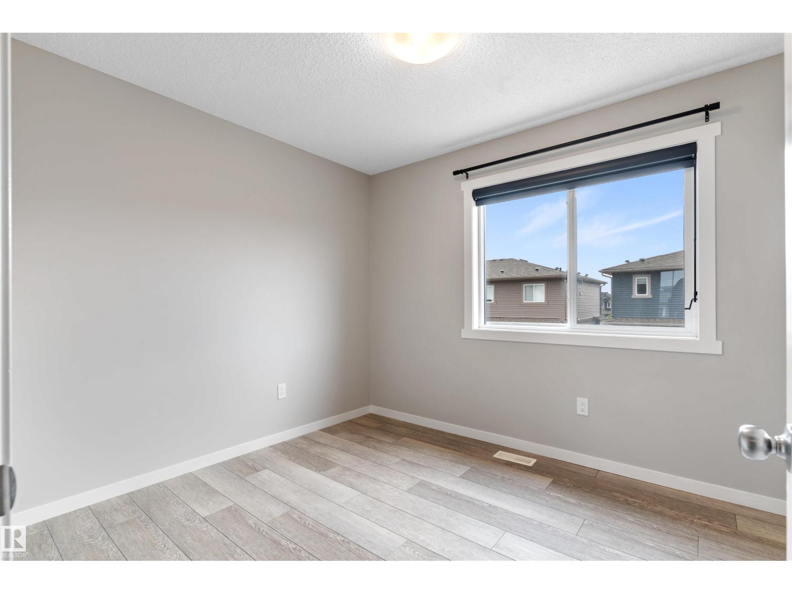 19615 28 AV NW - 26