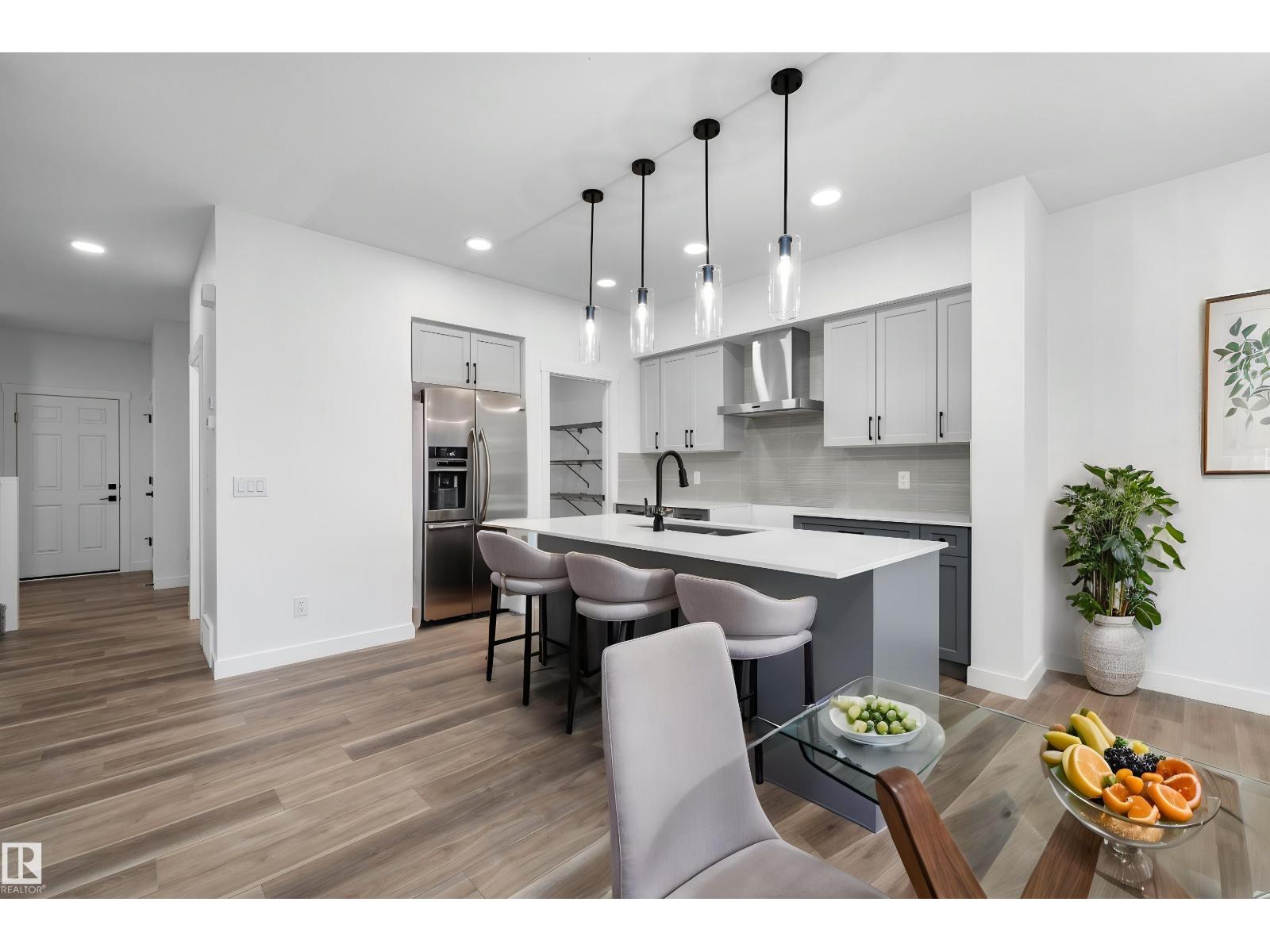 8532 183 AV NW — photo 11