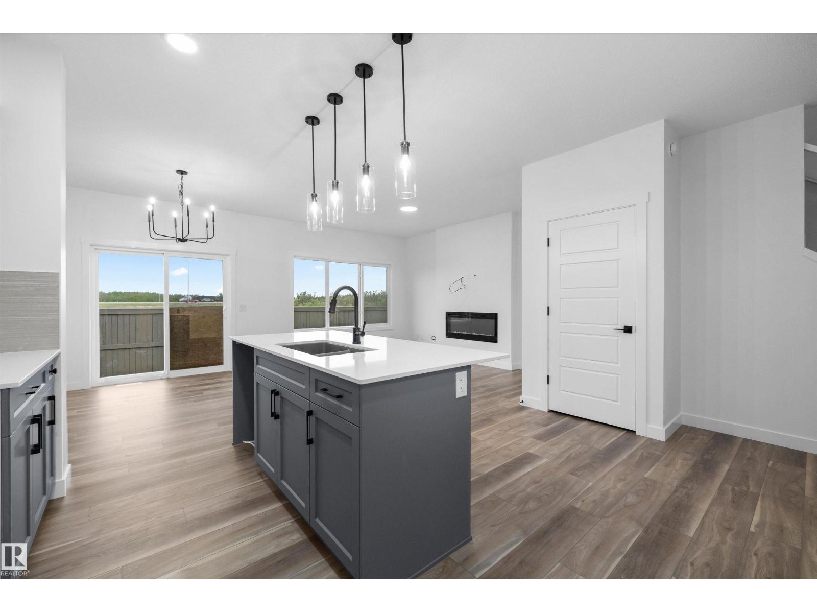 8532 183 AV NW — photo 15