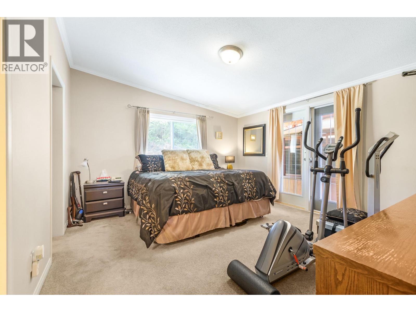 18125 Hereford Road - 20