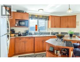 18125 Hereford Road, Lake Country, BC V4V1B6 Photo 15