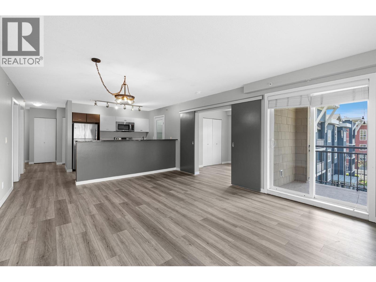 #401 547 Yates Road - 4