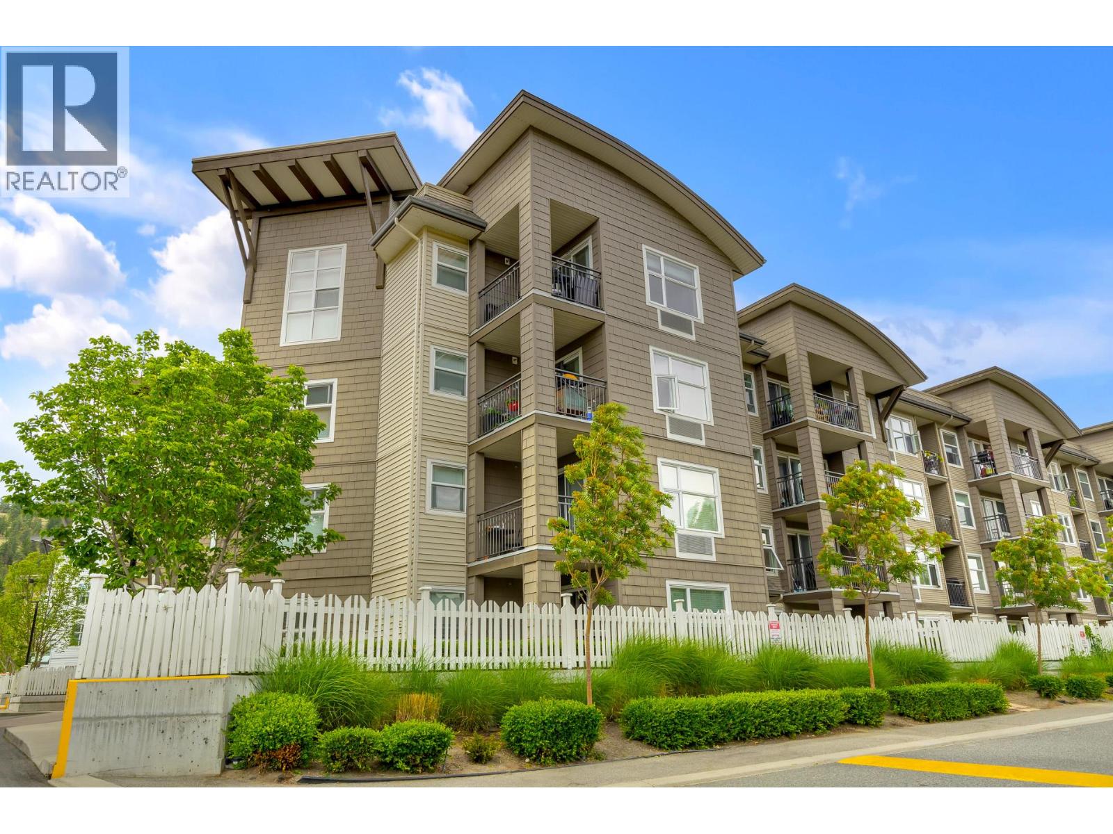 #401 547 Yates Road - 44