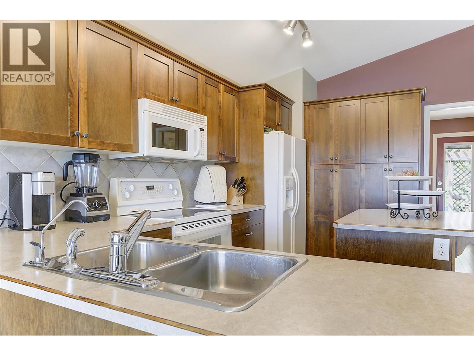 3684 Morningside Drive - 11