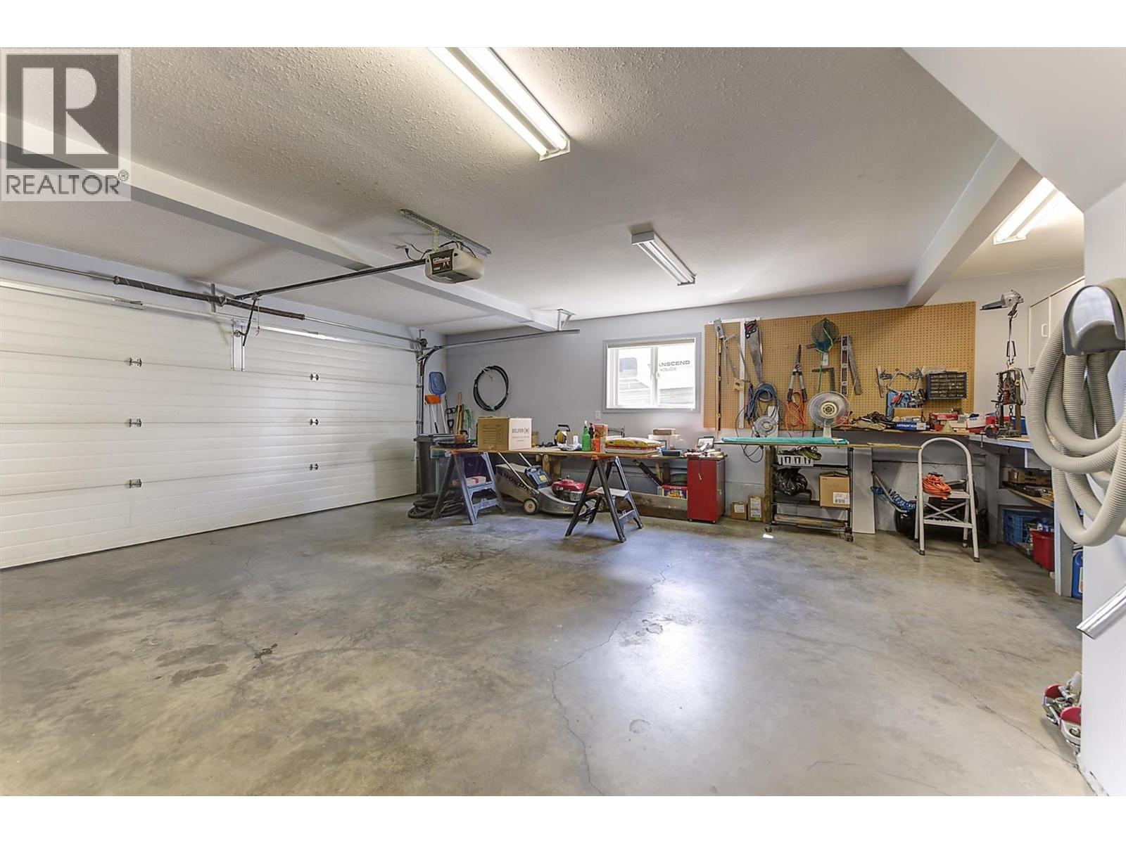 3684 Morningside Drive - 39