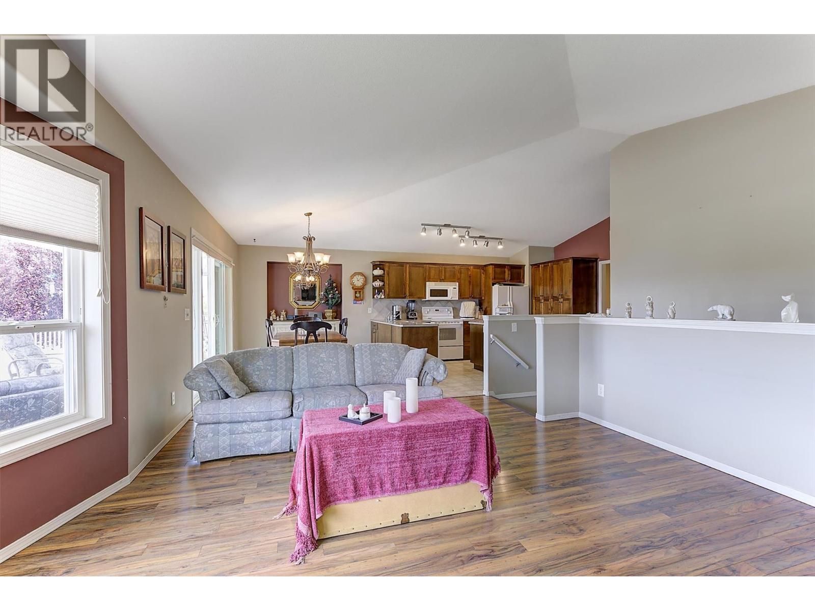 3684 Morningside Drive - 5