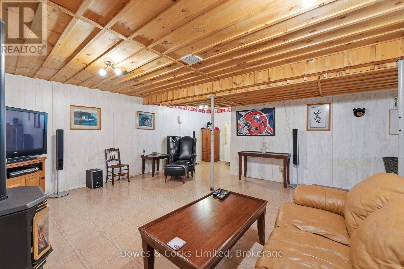 1044 COUNTY ROAD 40 - 37