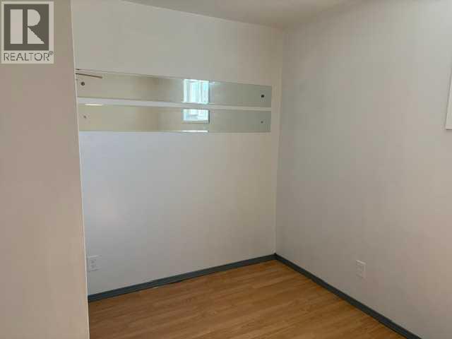 4418 54 Avenue - 30