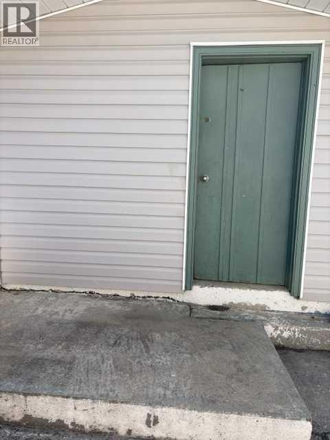 4418 54 Avenue - 42