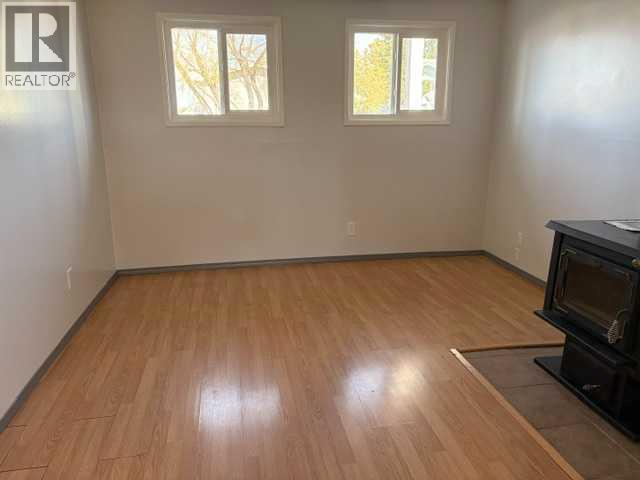 4418 54 Avenue - 27