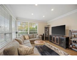 18897 62a Avenue, Surrey, BC V3S7T7 Photo 8
