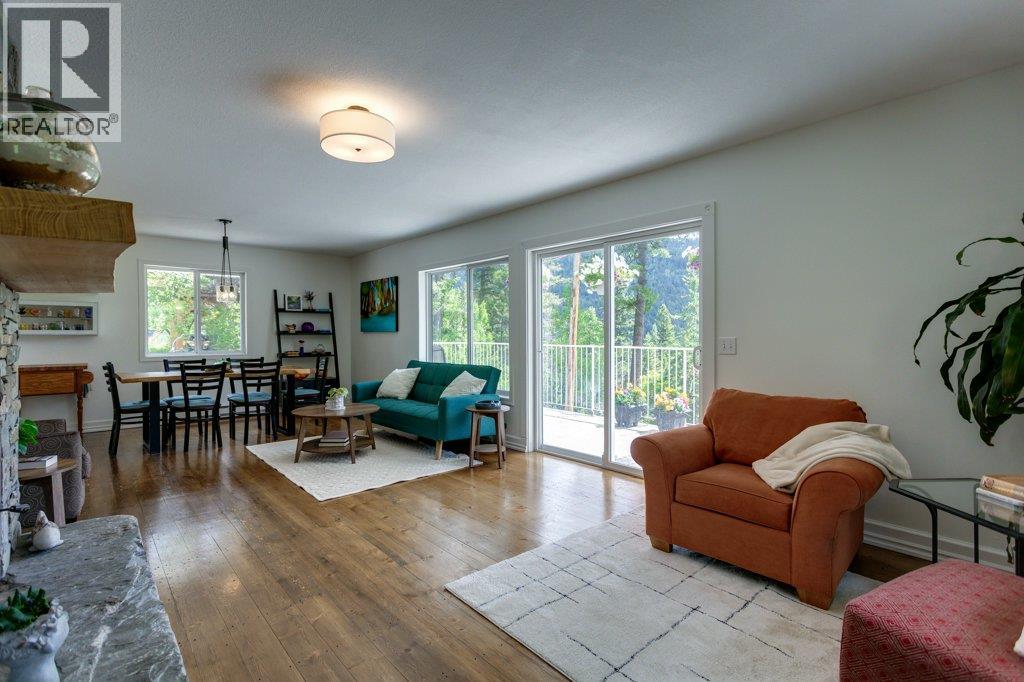 370 Philpott Road, Kelowna
