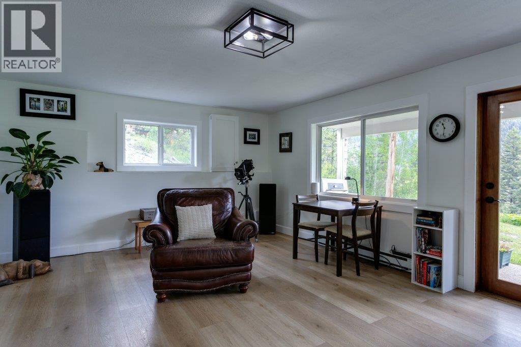 370 Philpott Road, Kelowna