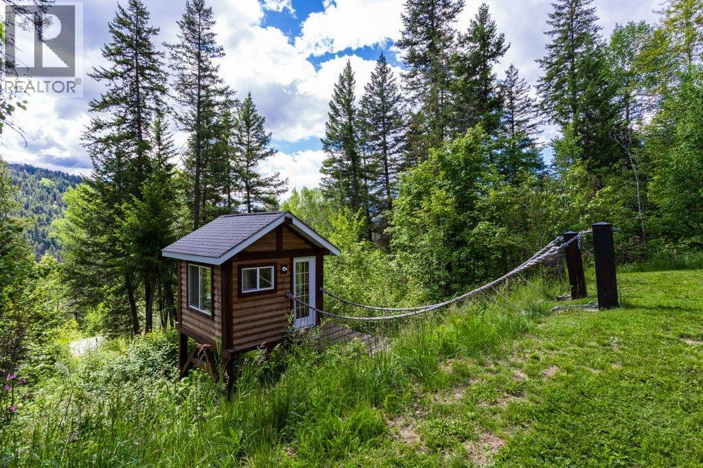 370 Philpott Road, Kelowna