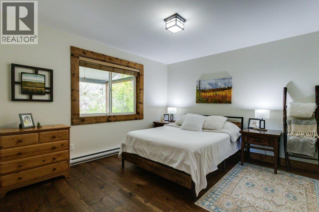 370 Philpott Road, Kelowna