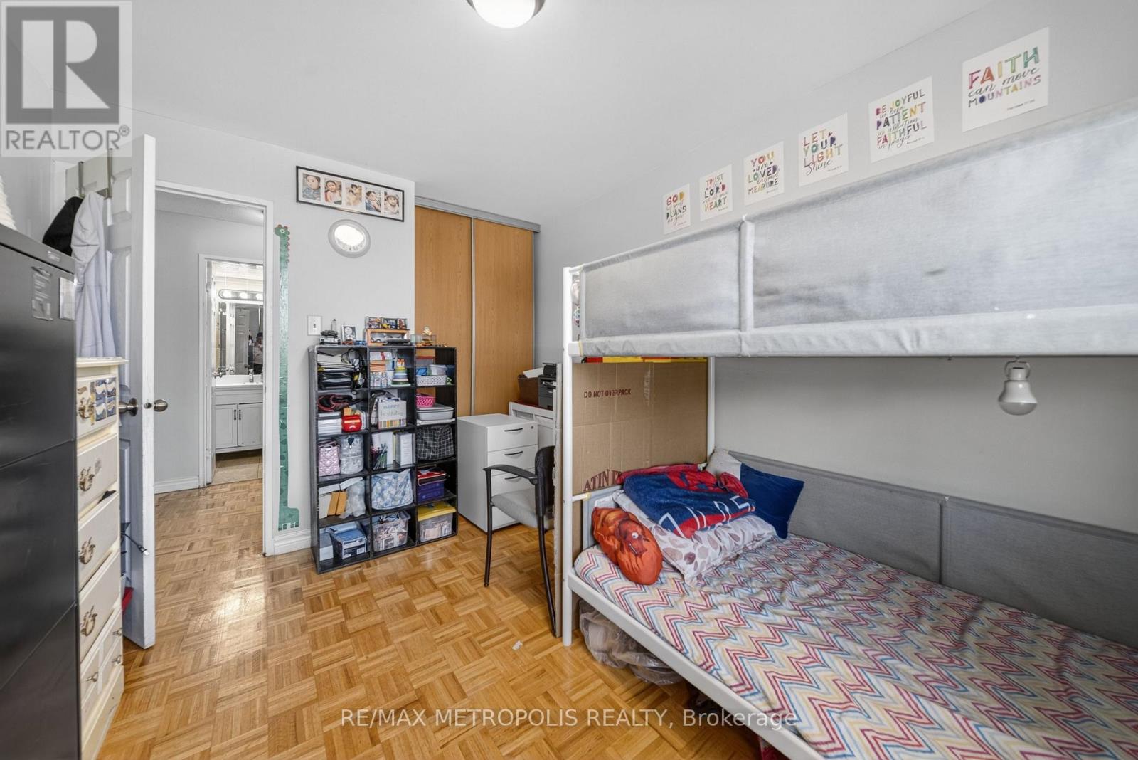 #104 2825 ISLINGTON AVENUE - 28