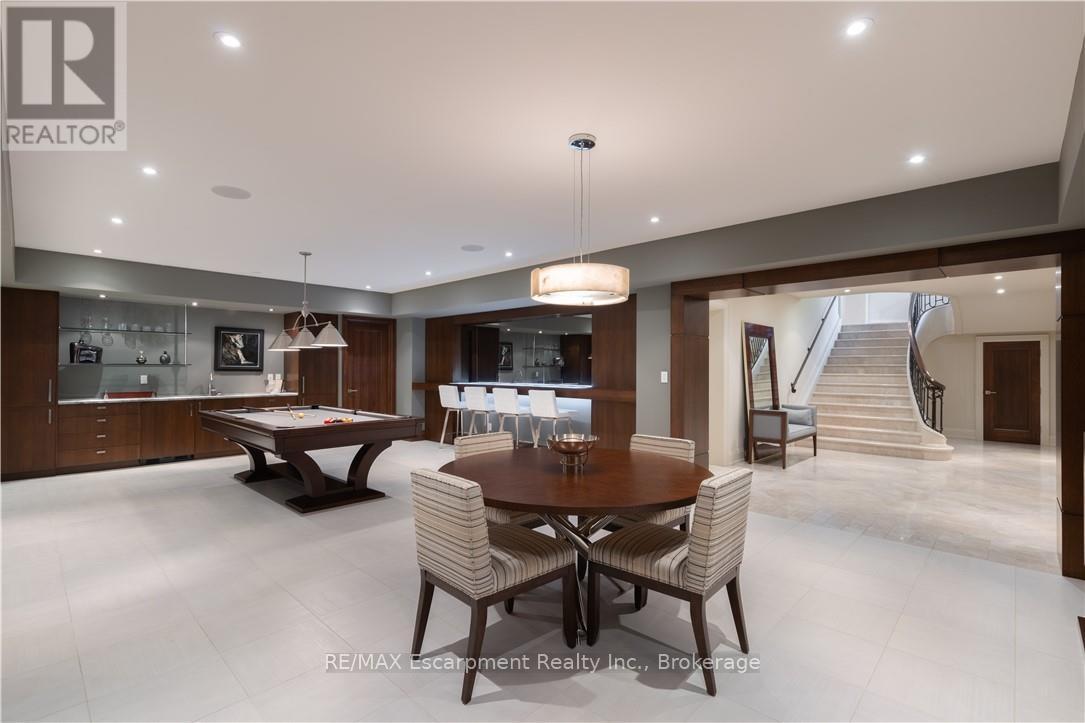 2054 LAKESHORE ROAD E - 25