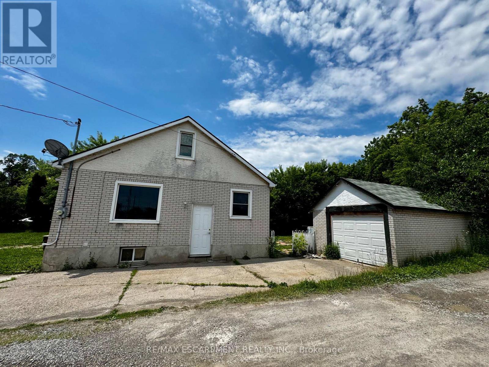 89 LINCOLN AVENUE - 3