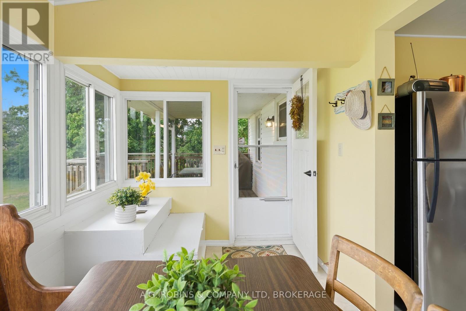 11803 LAKESHORE ROAD - 10
