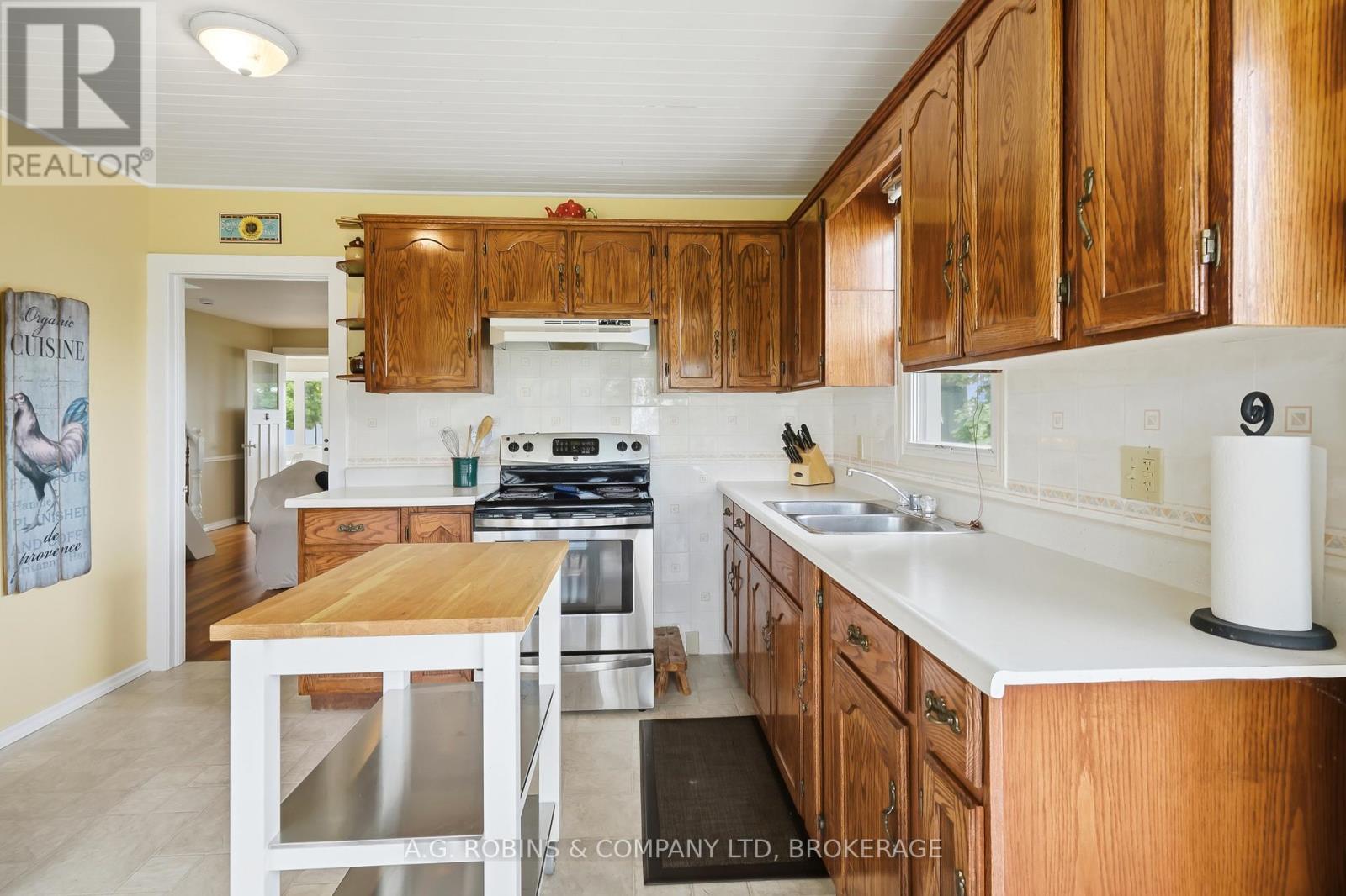 11803 LAKESHORE ROAD - 14