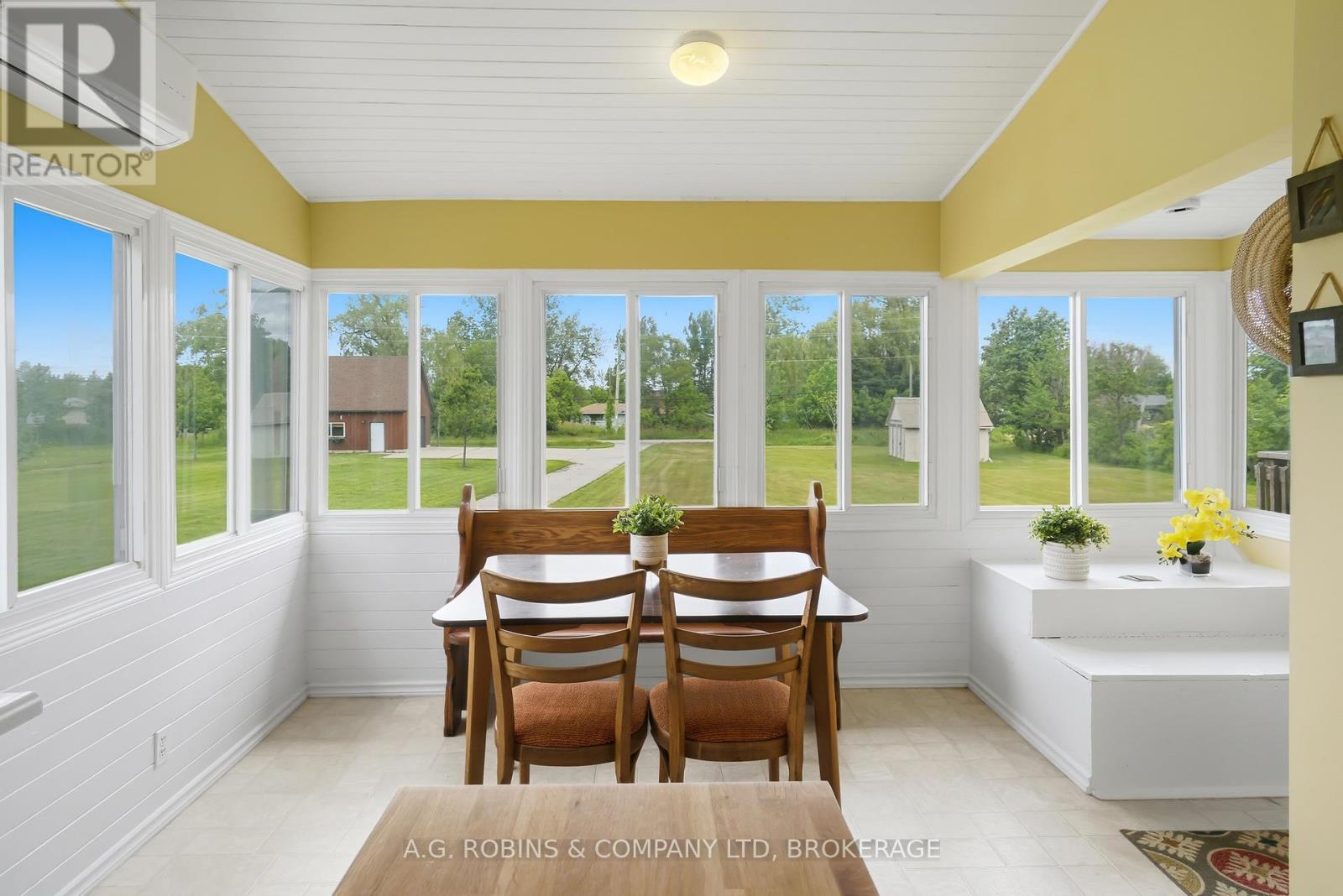11803 LAKESHORE ROAD - 16