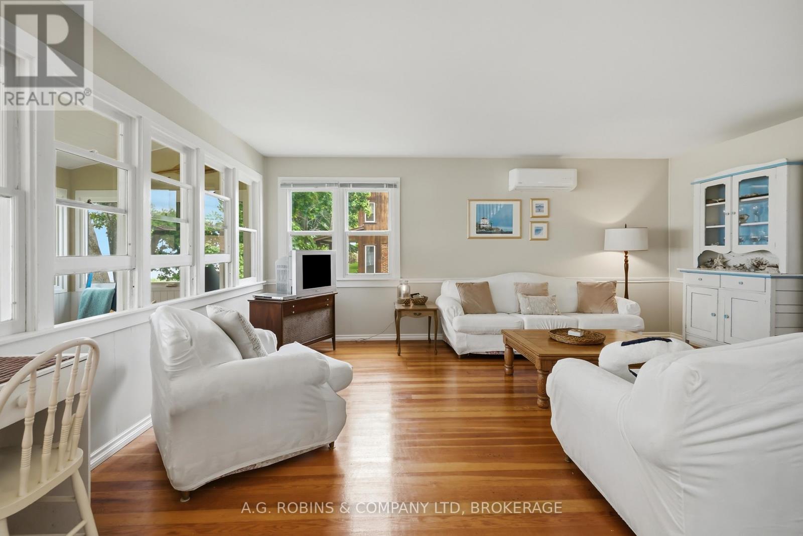 11803 LAKESHORE ROAD - 20