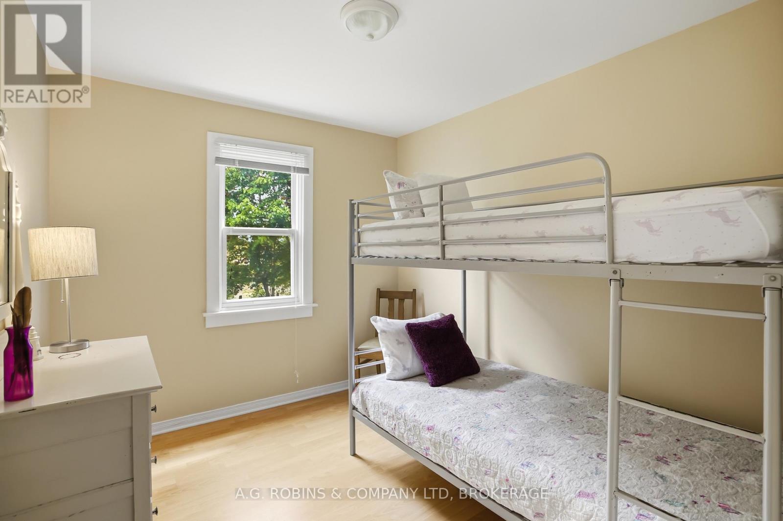 11803 LAKESHORE ROAD - 25