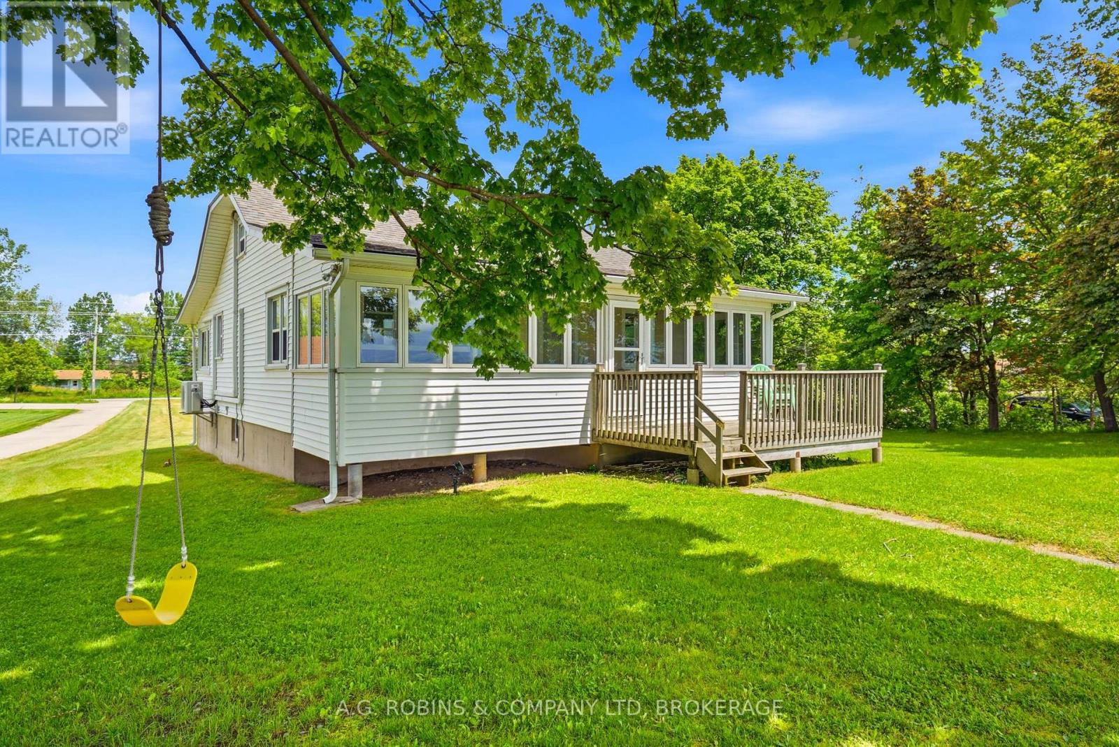 11803 LAKESHORE ROAD - 5
