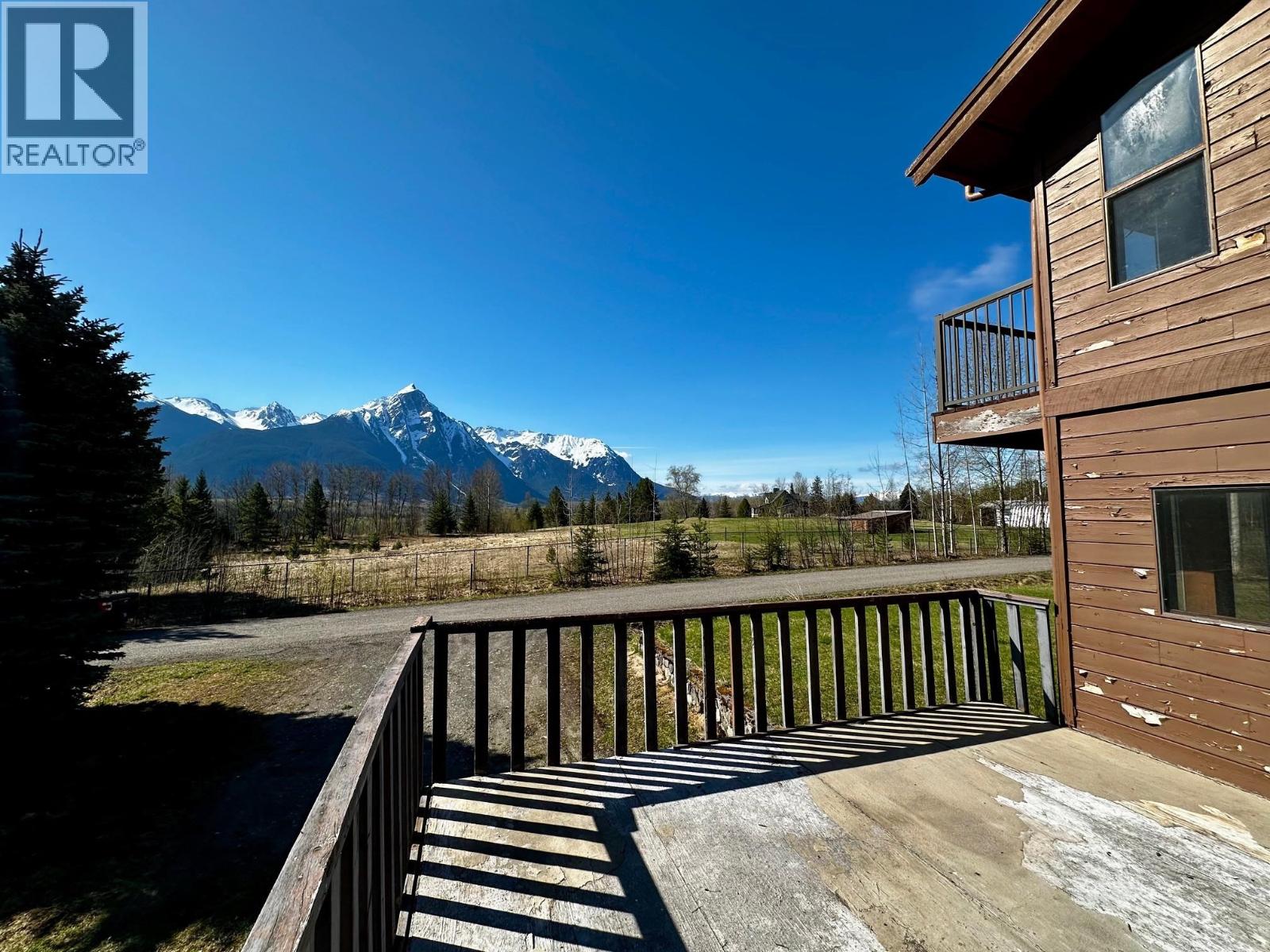 3541 HASTINGS STREET - 25