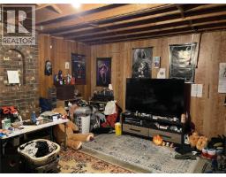 3550 China Creek Rd, Port Alberni, BC V9Y7V4 Photo 17