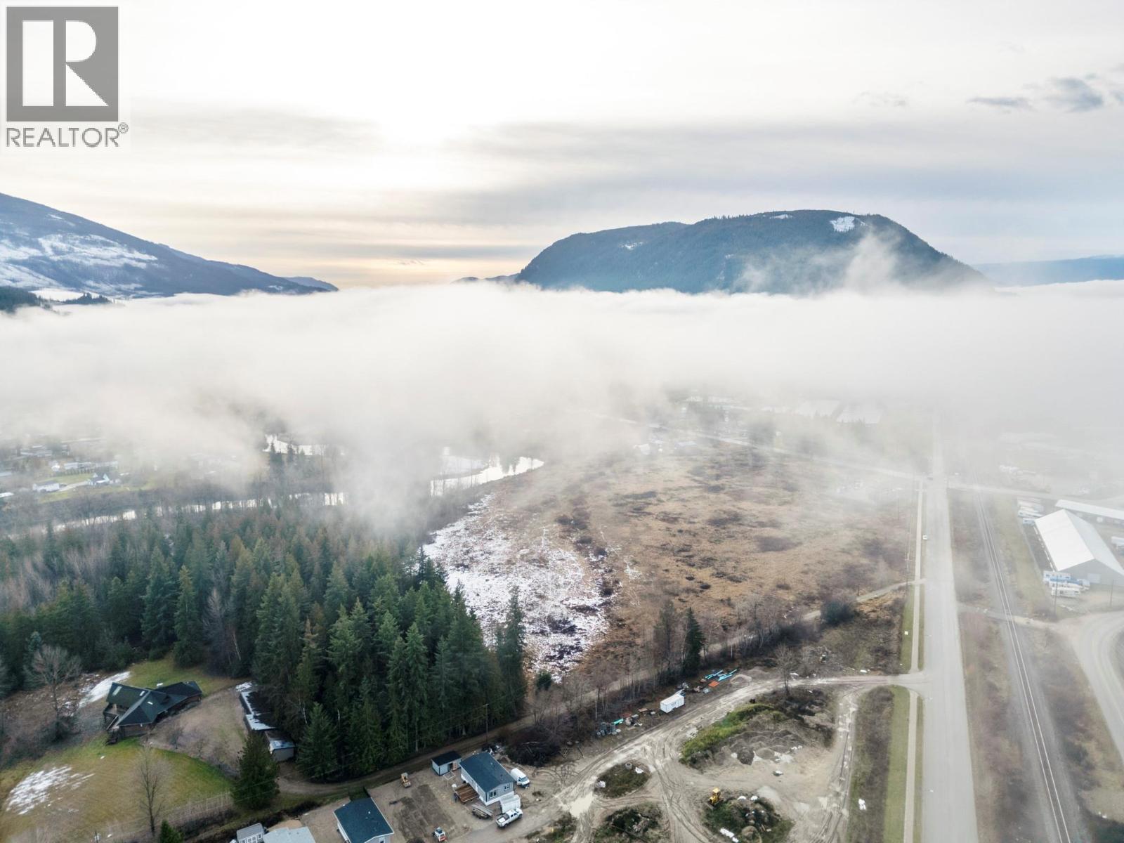 1513 Solsqua Sicamous Road - 14