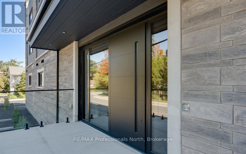#205 32 BRUNEL ROAD - 11