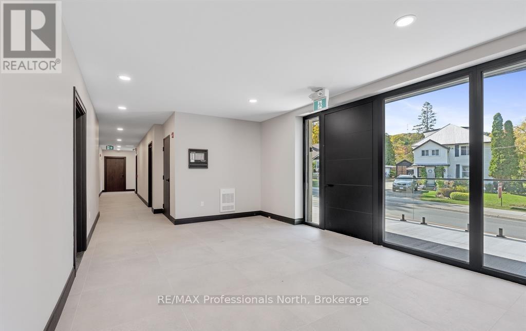 #205 32 BRUNEL ROAD - 28