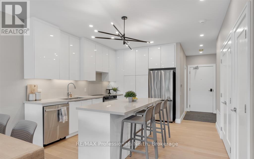 #205 32 BRUNEL ROAD - 33
